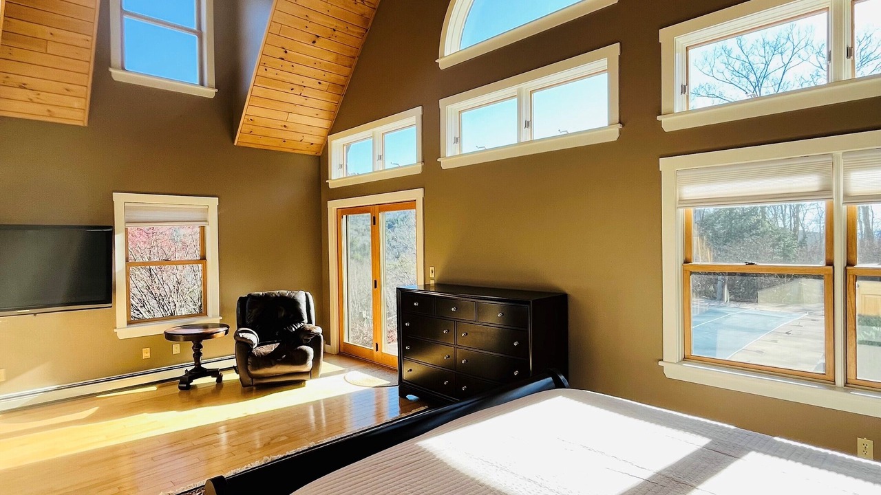 Photo of Bedroom in Jackson