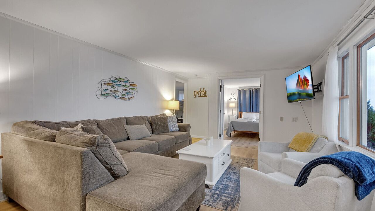 Photo of Livingroom in Town of Torrey