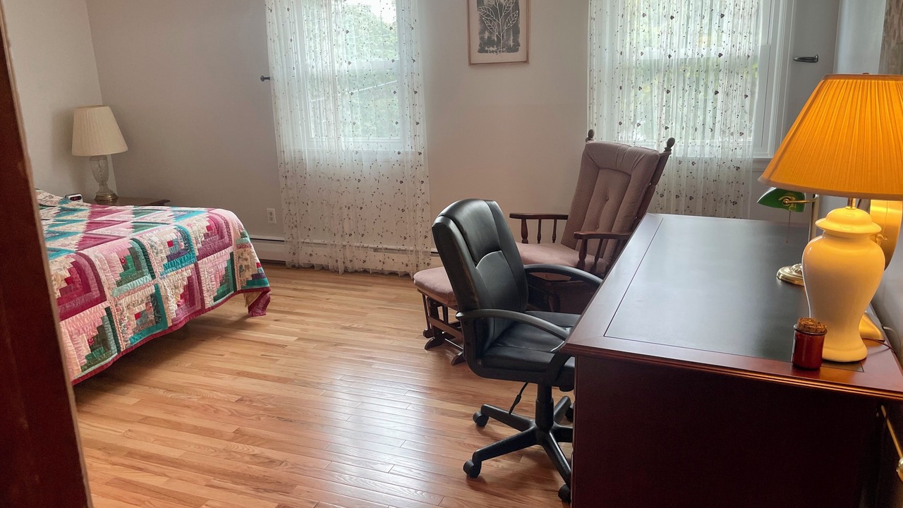 Photo of Bedroom in Williamsville