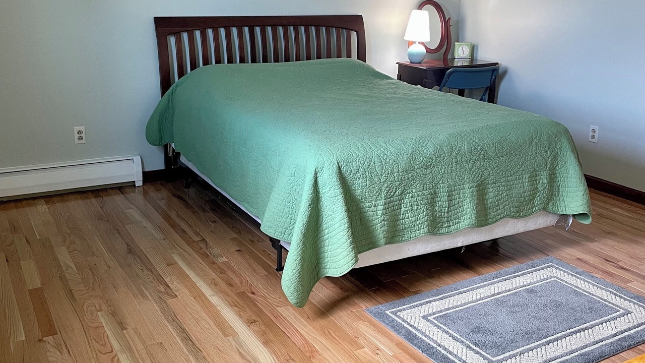 Photo of Bedroom in Williamsville