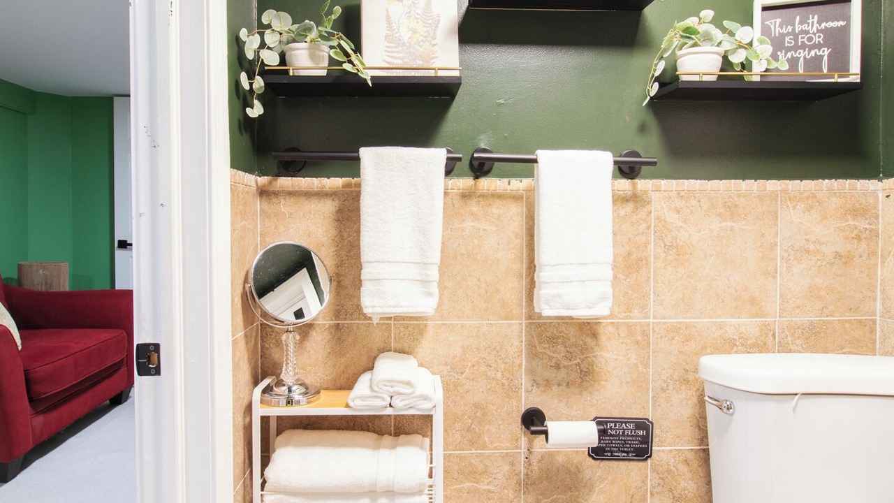 Photo of Bathroom in Central Islip