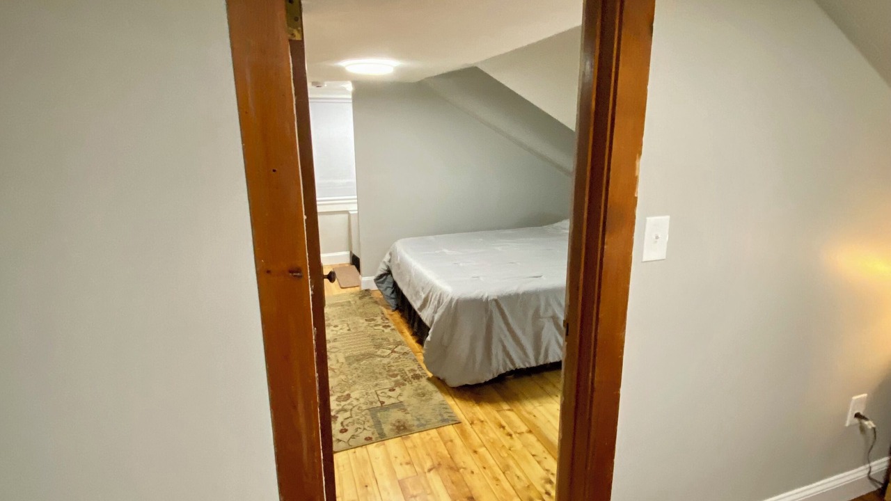 Photo of Bedroom in Simsbury Center