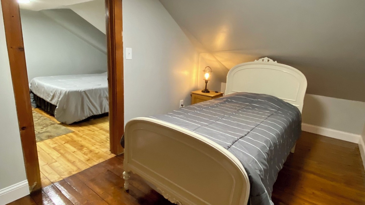 Photo of Bedroom in Simsbury Center
