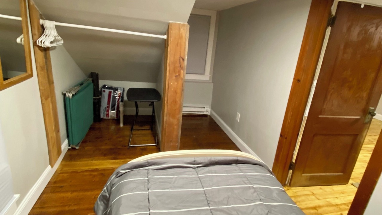 Photo of Bedroom in Simsbury Center