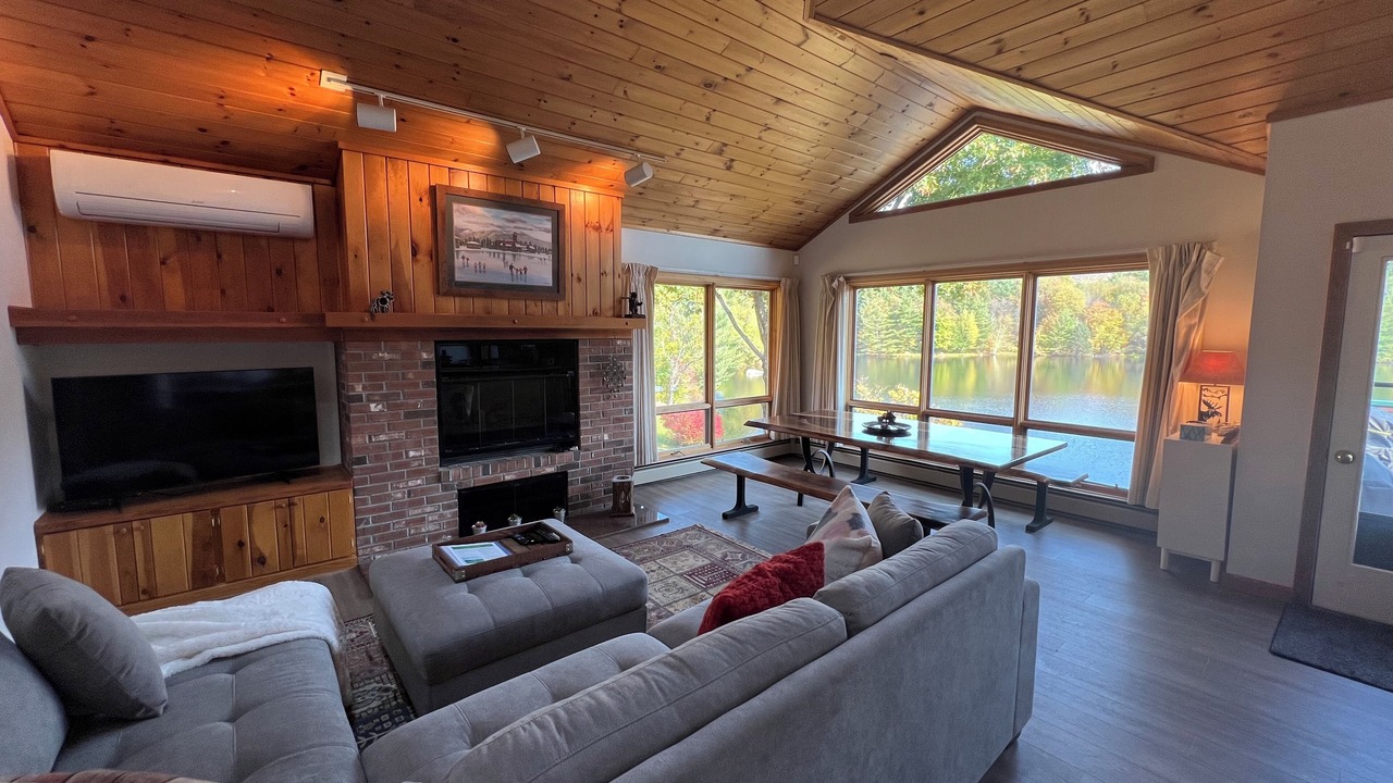 Photo of Livingroom in North Woodstock