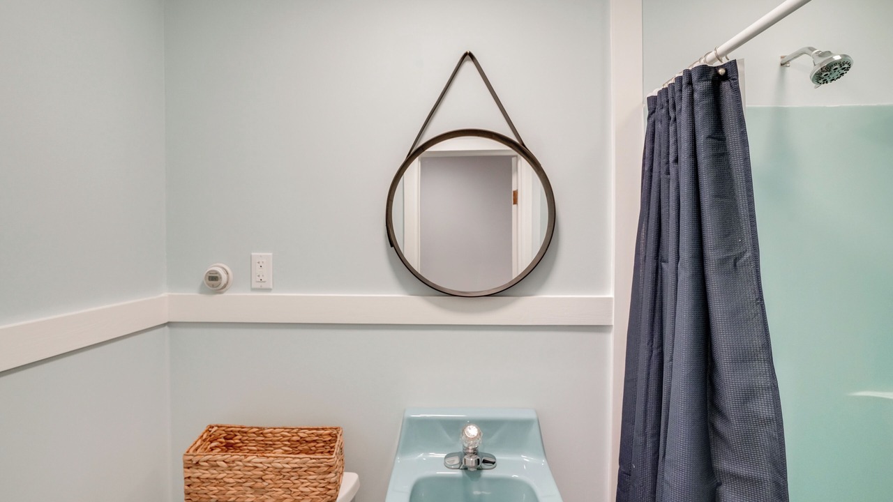 Photo of Bathroom in Glendale