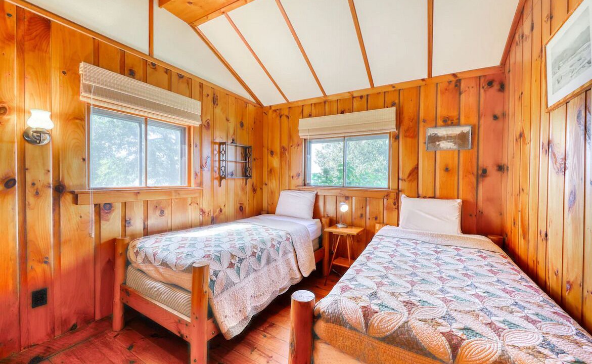 Photo of Bedroom in Malletts Bay