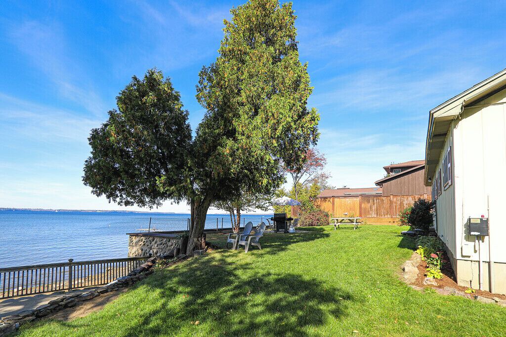 Photo of Outdoor in Malletts Bay