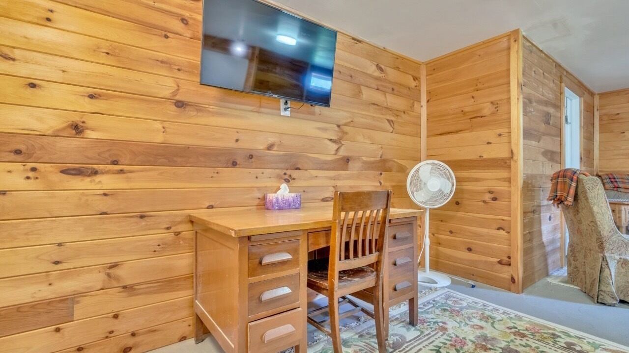 Photo of Bedroom in Lyman