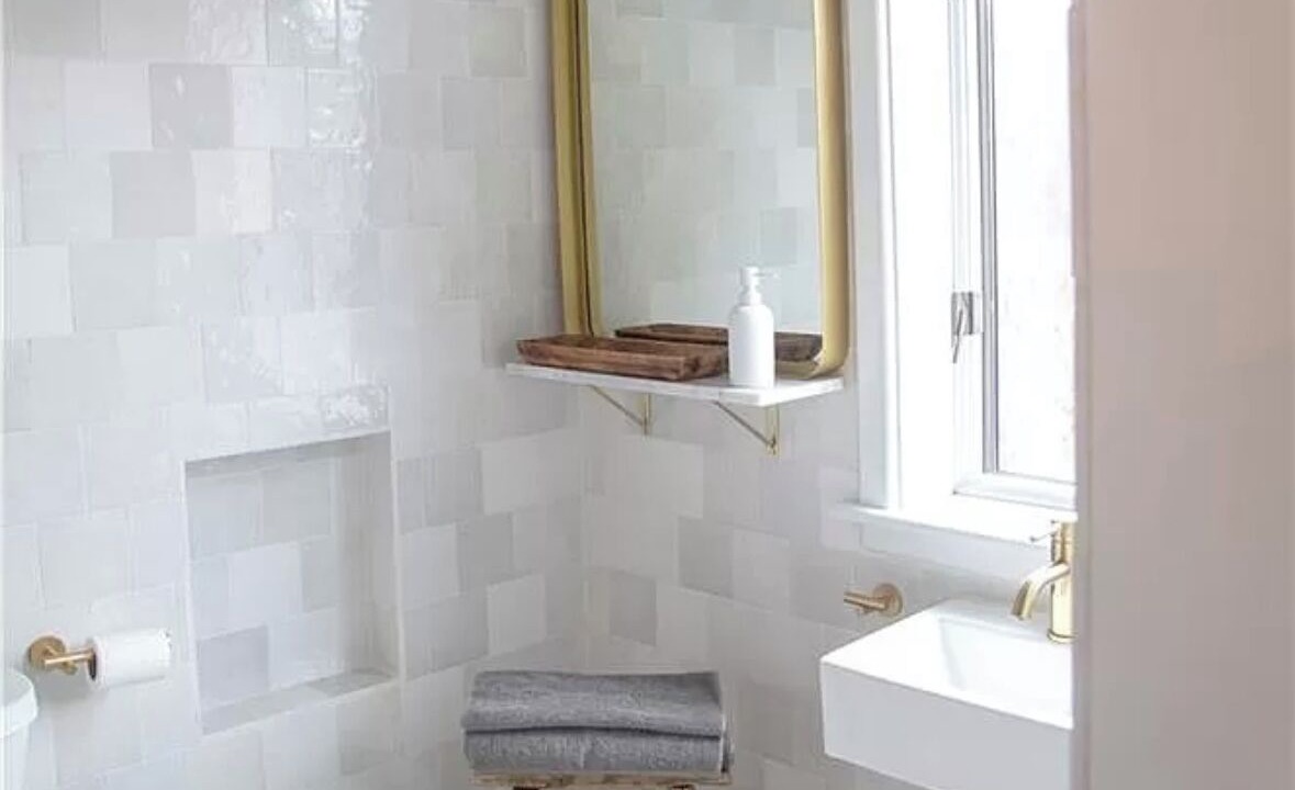 Photo of Bathroom in Middle Hope