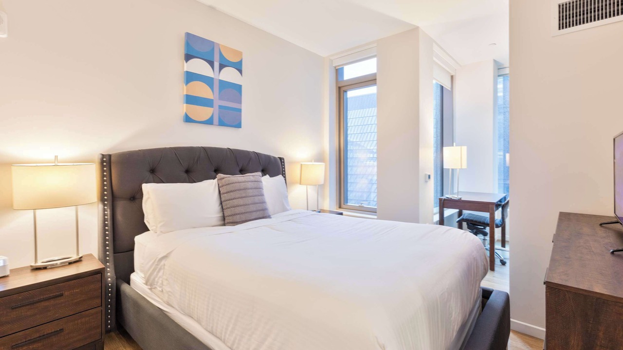 Photo of Bedroom in Seaport District