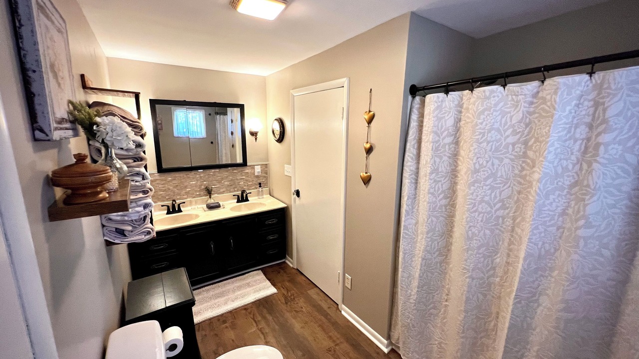 Photo of Bathroom in Victor
