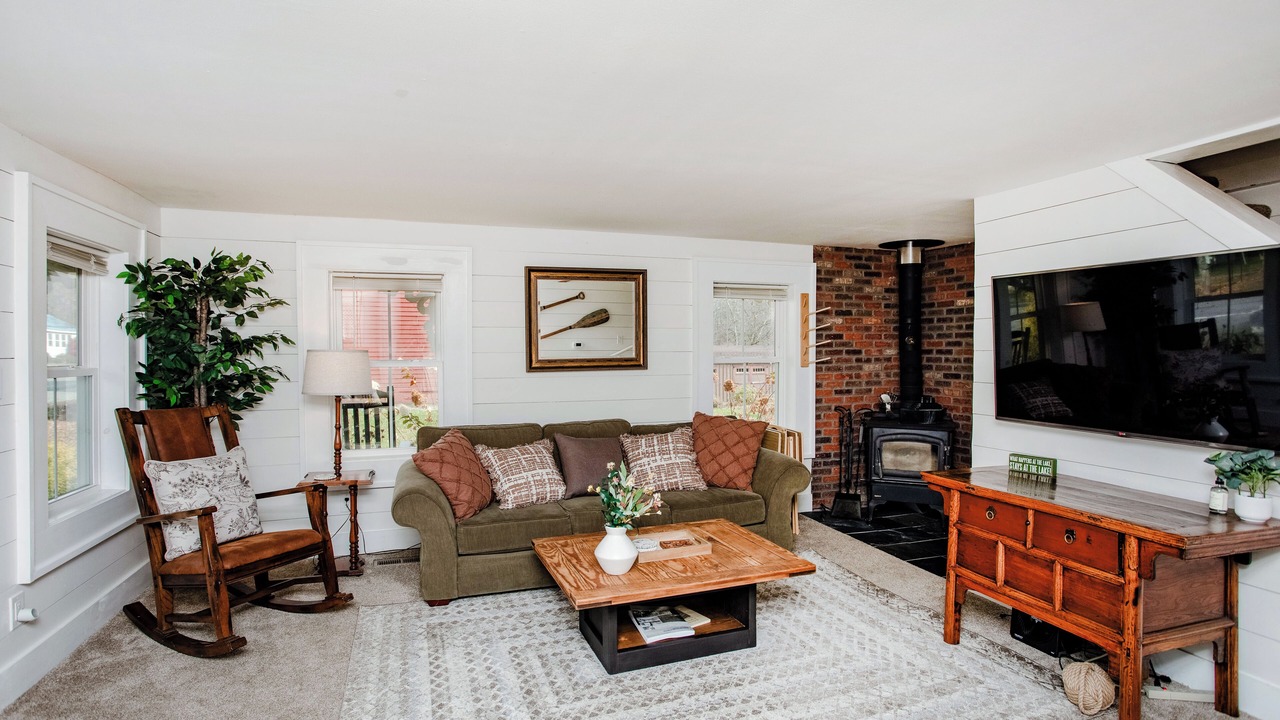 Photo of Livingroom in Cossayuna