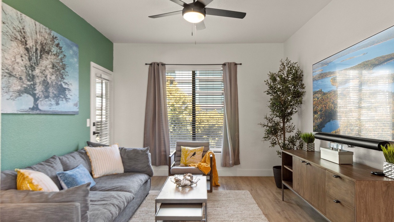 Photo of Livingroom in Kierland