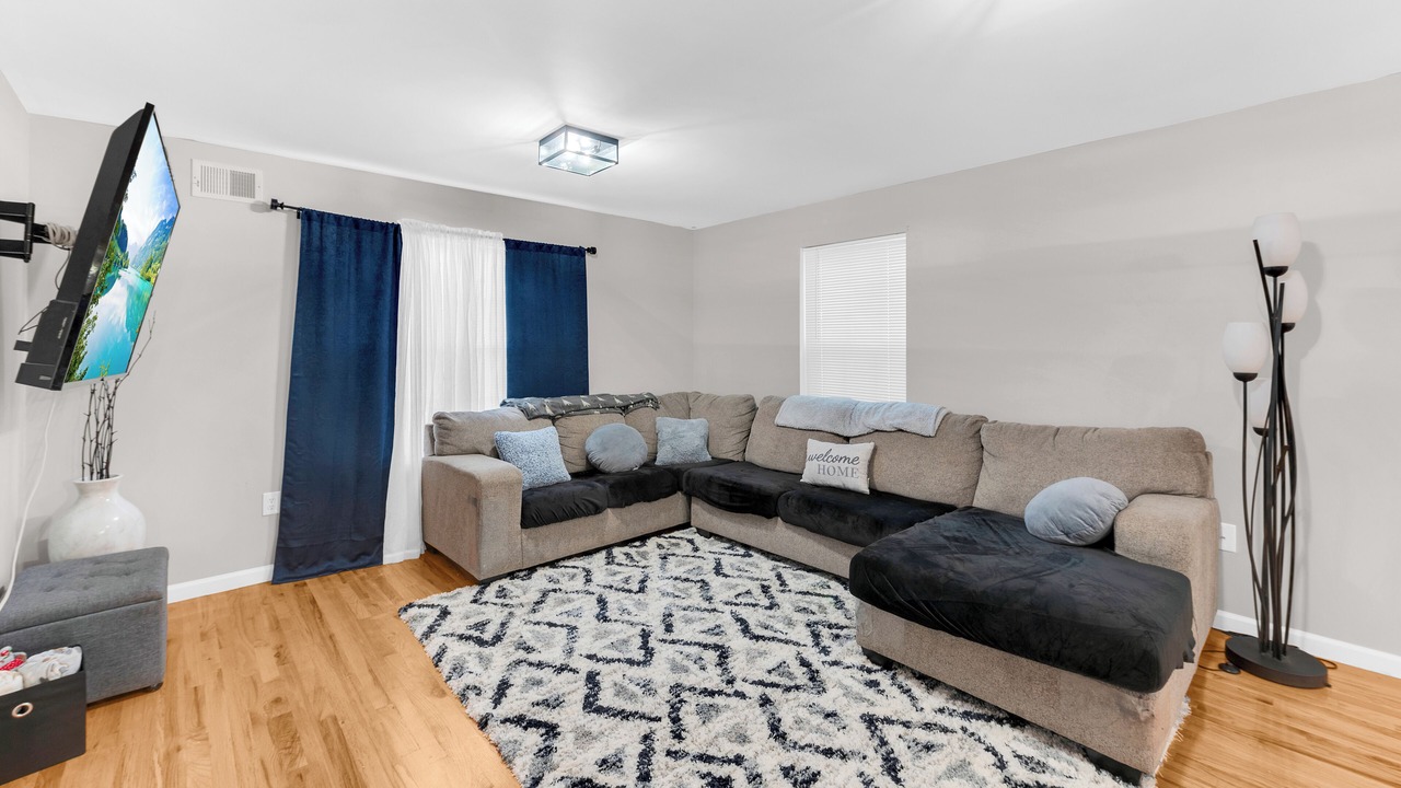 Photo of Livingroom in Ampere