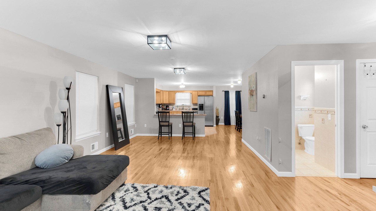 Photo of Livingroom in Ampere