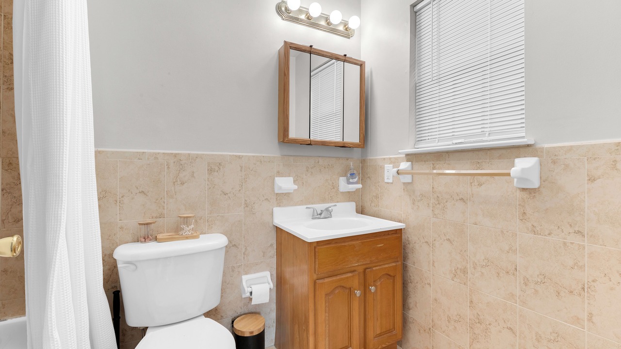 Photo of Bathroom in Ampere