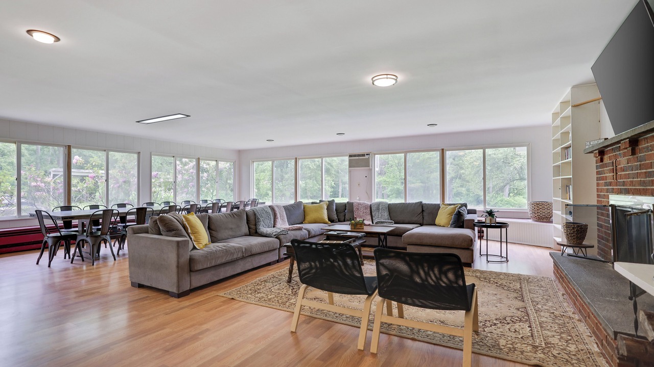 Photo of Livingroom in Narrowsburg