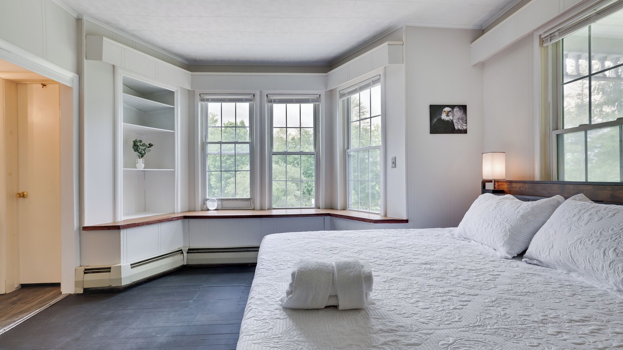 Photo of Bedroom in Narrowsburg