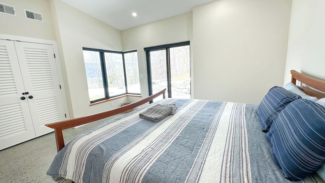 Photo of Bedroom in Warren