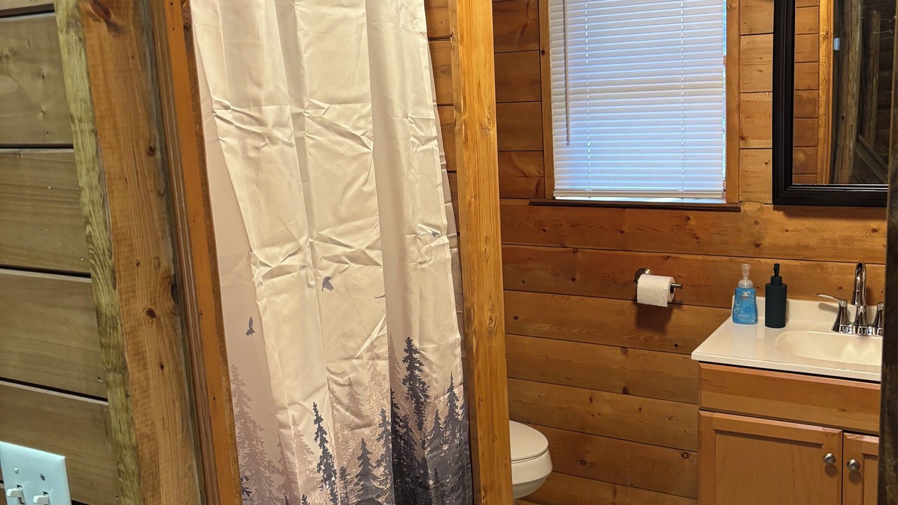 Photo of Bathroom in Summerlee