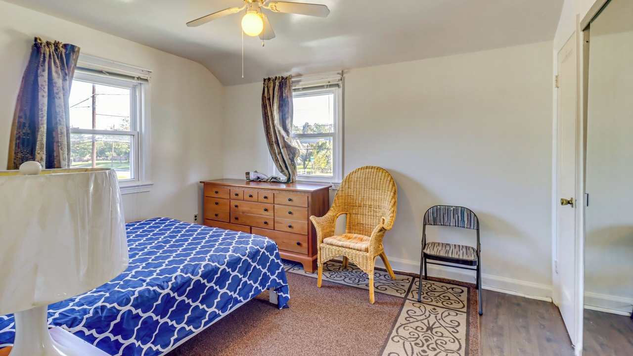Photo of Bedroom in Wheaton-Glenmont