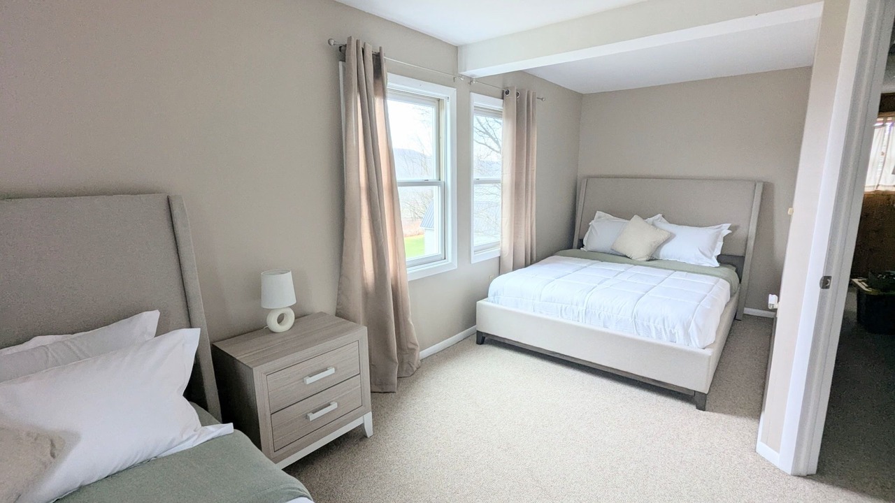 Photo of Bedroom in Oneonta