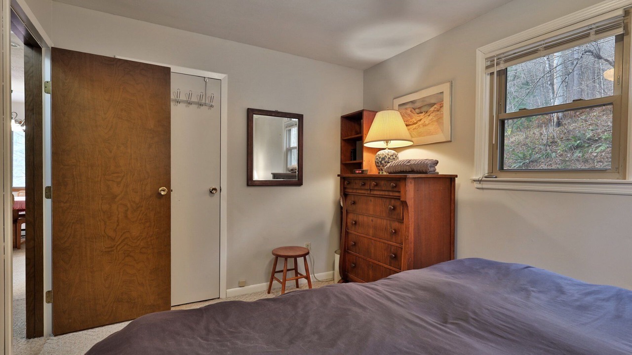 Photo of Bedroom in Bridgewater Corners