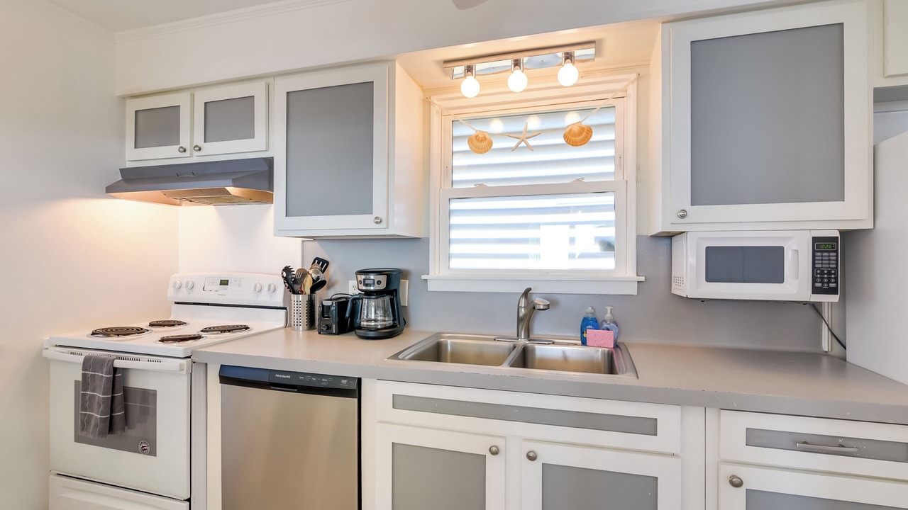 Photo of Kitchen in Bermuda Beach