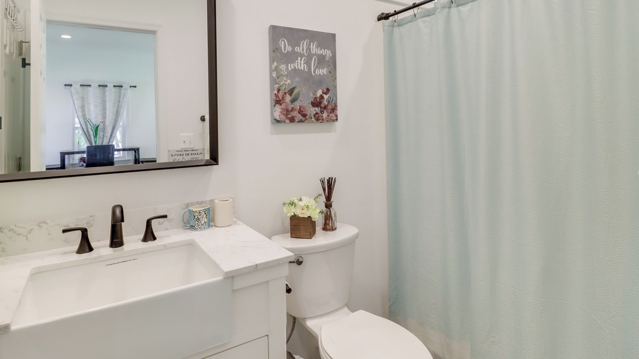 Photo of Bathroom in Dahlgren