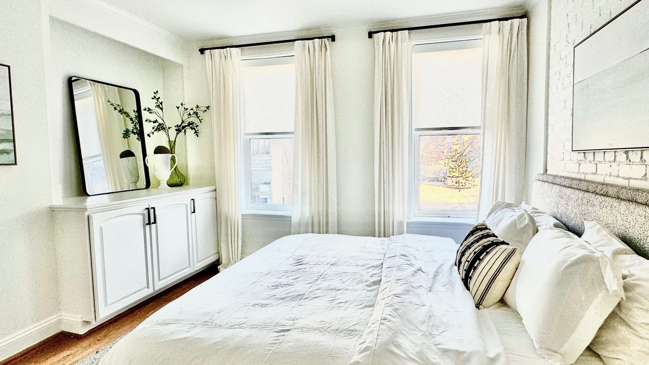 Photo of Bedroom in Logan Circle