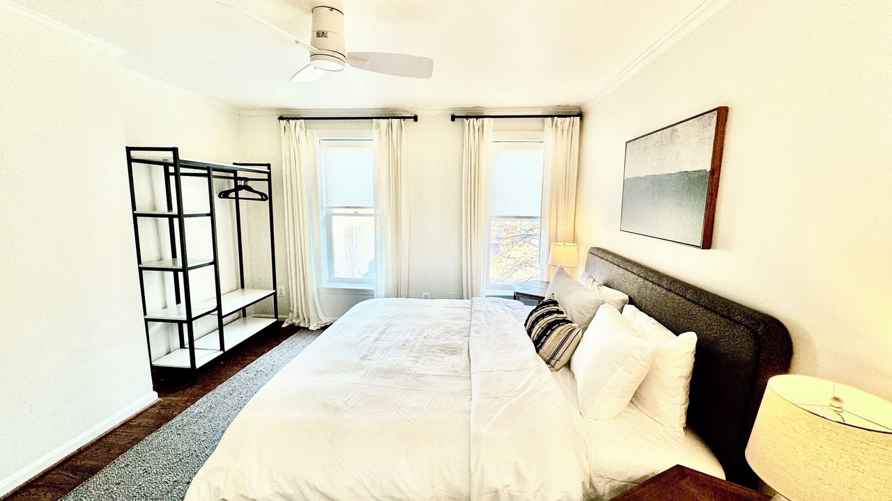 Photo of Bedroom in Logan Circle