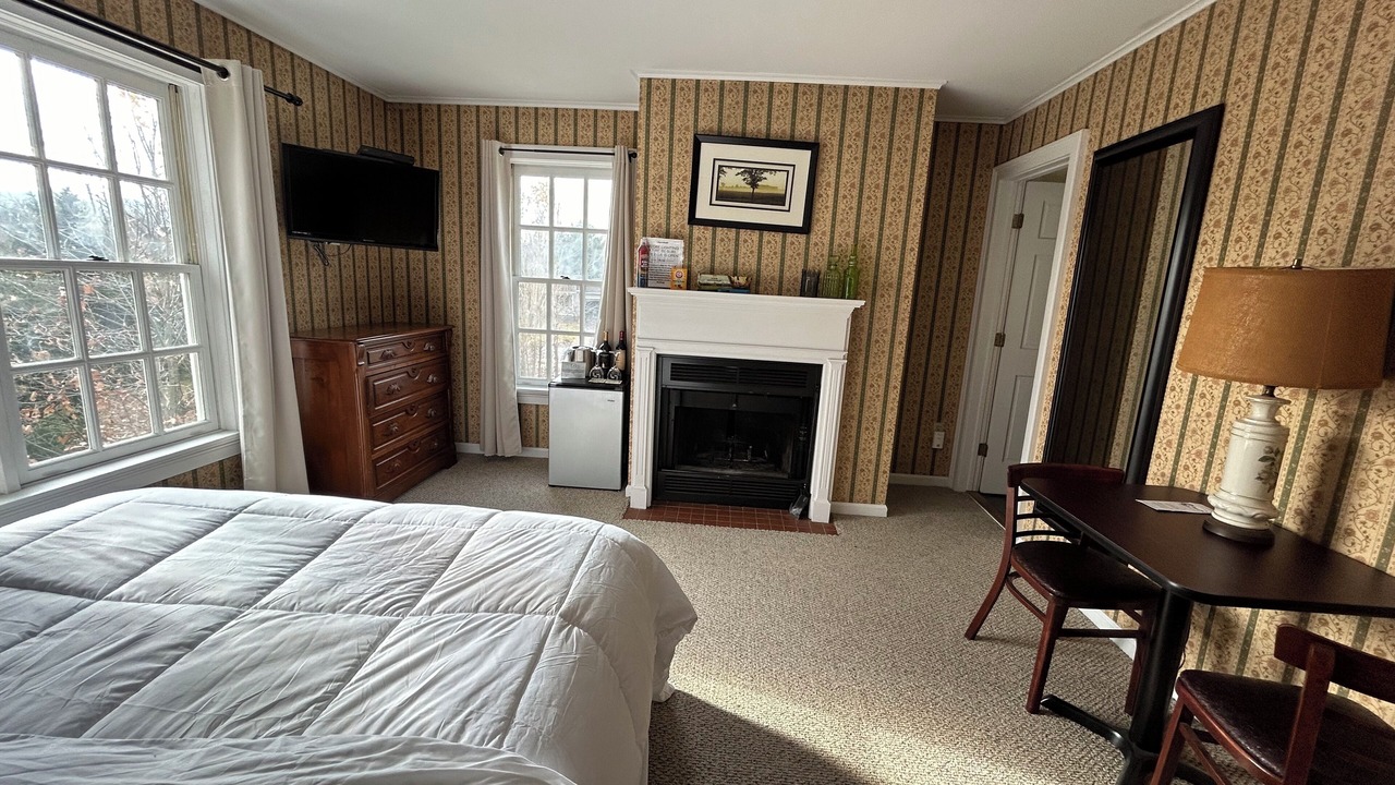 Photo of Bedroom in Warrensburg