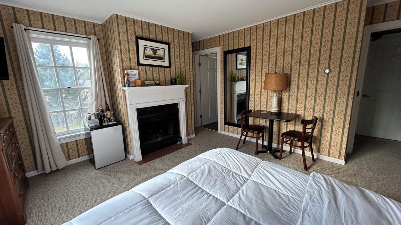 Photo of Bedroom in Warrensburg