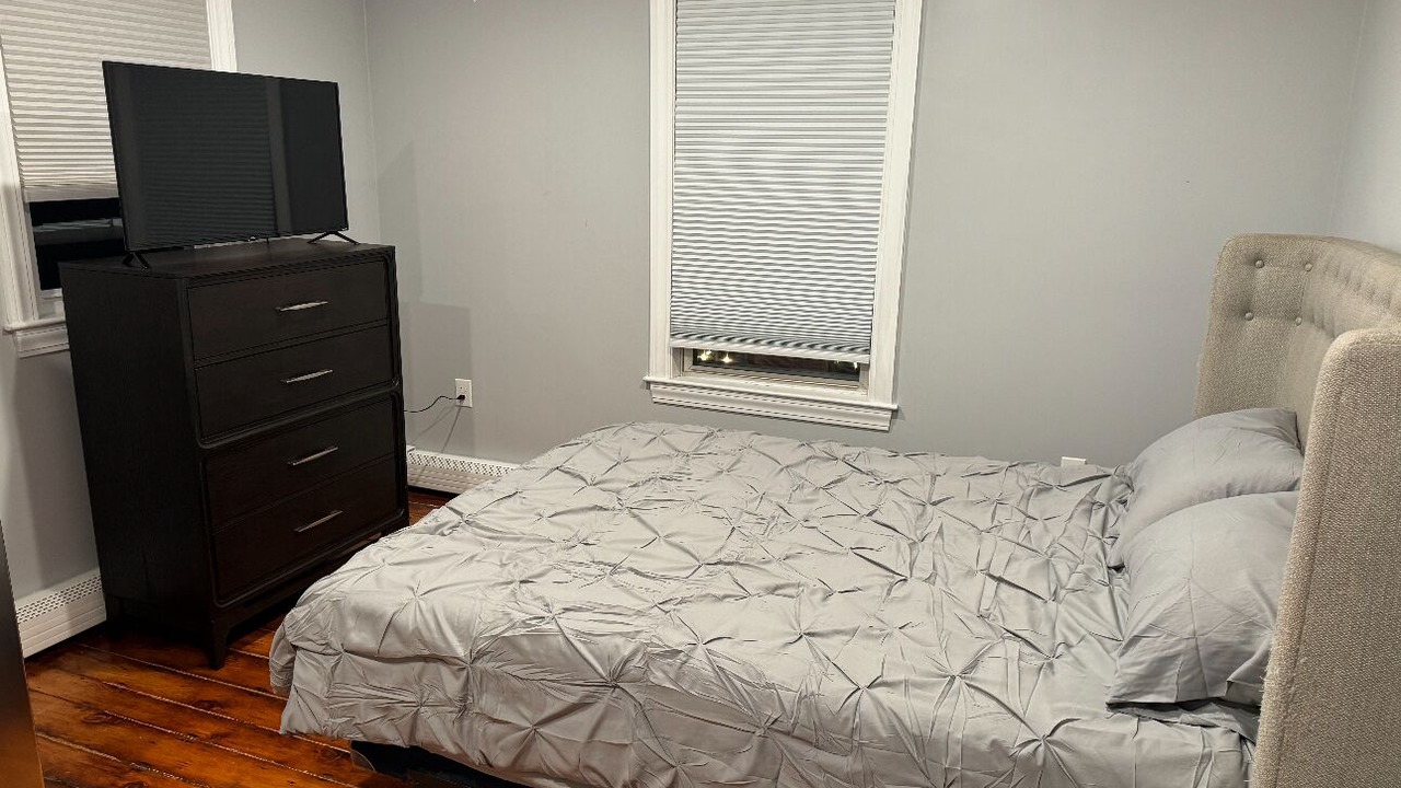 Photo of Bedroom in Salem