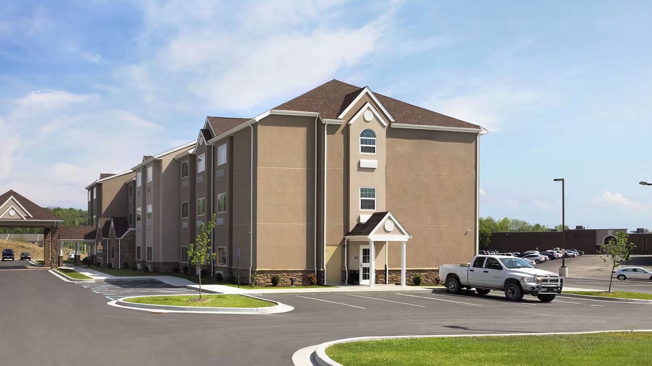 Photo of Outdoor in White Hall