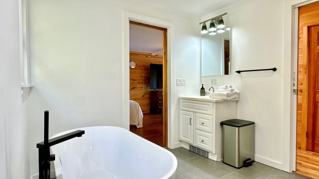 Photo of Bathroom in Oneonta