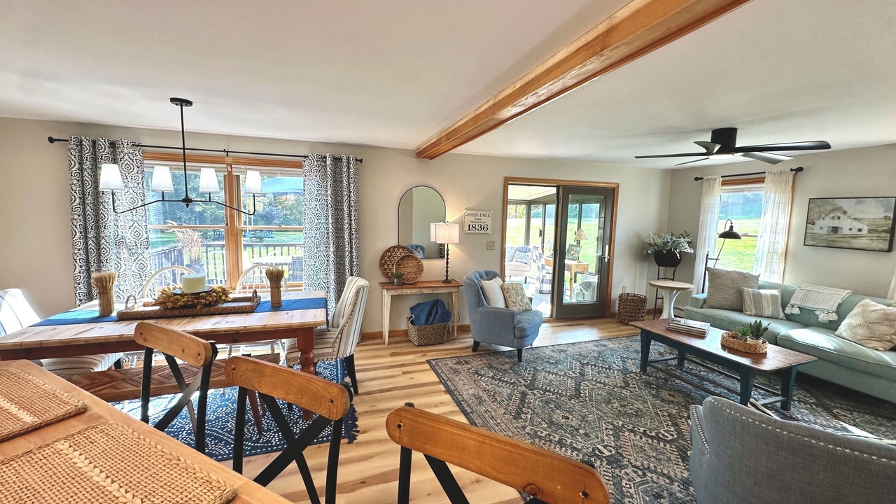 Photo of Livingroom in Bennington