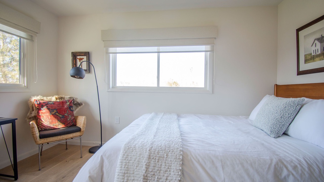 Photo of Bedroom in Salt Point
