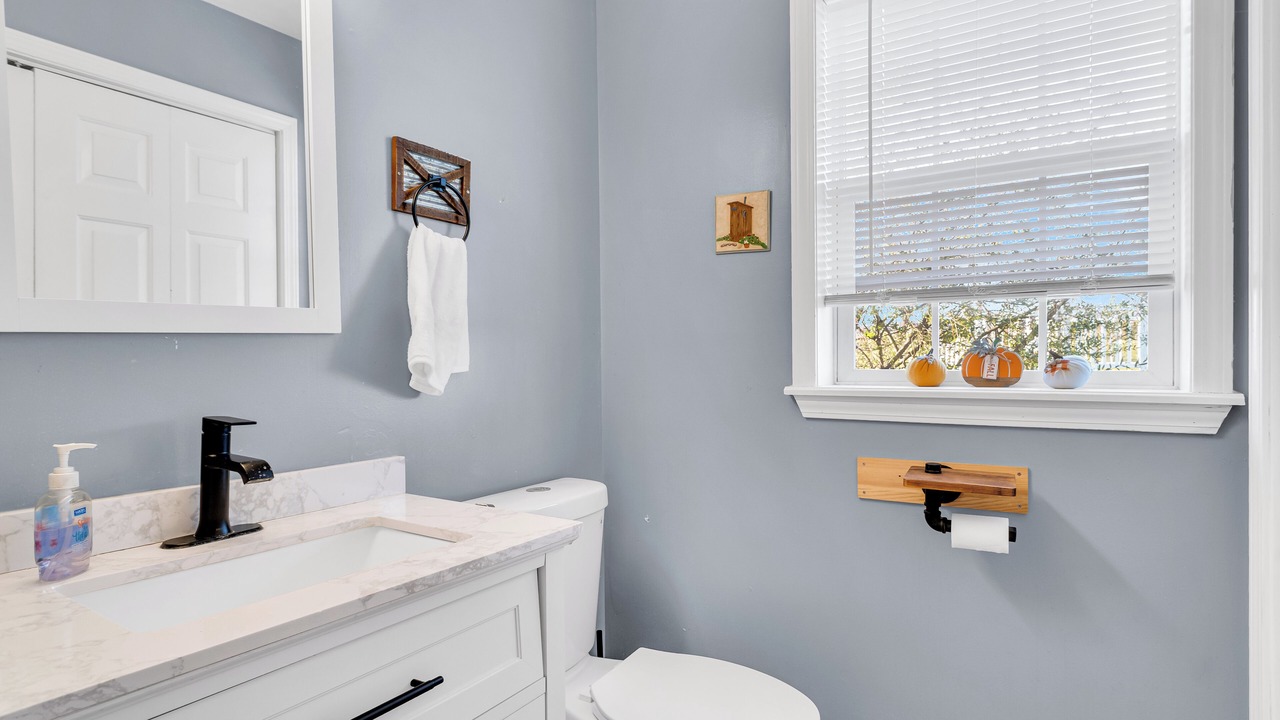 Photo of Bathroom in Grantville