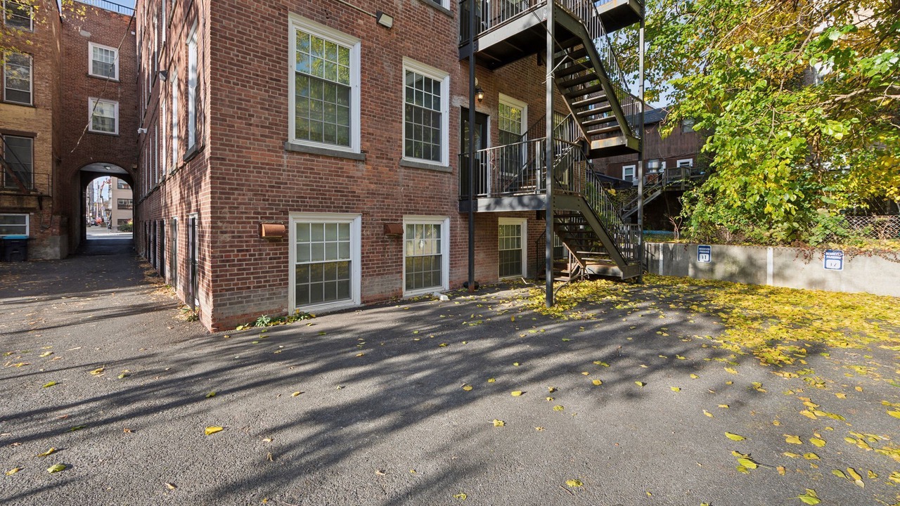 Photo of Outdoor in Albany