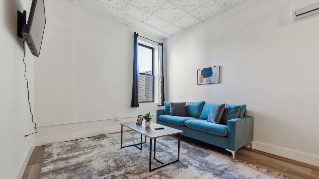 Photo of Livingroom in Albany
