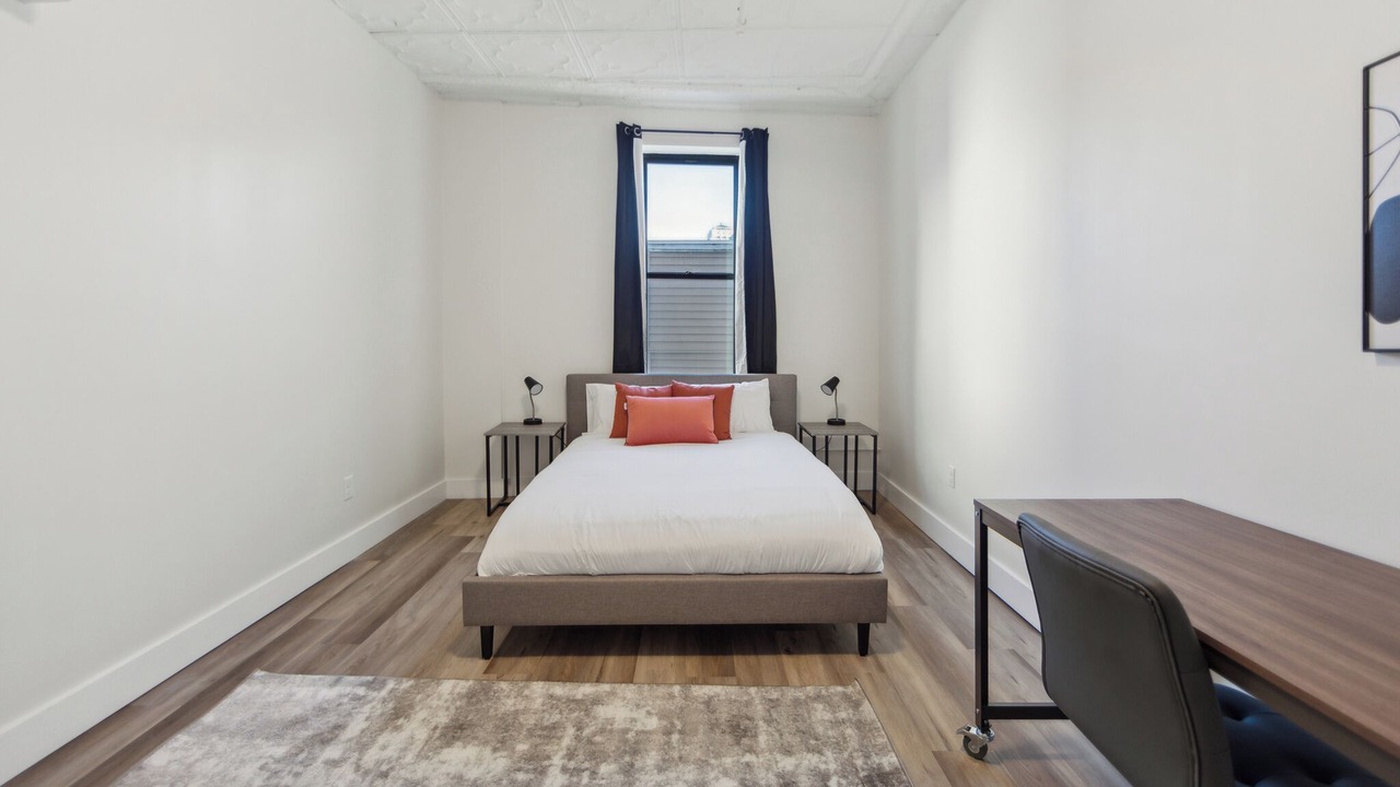 Photo of Bedroom in Albany