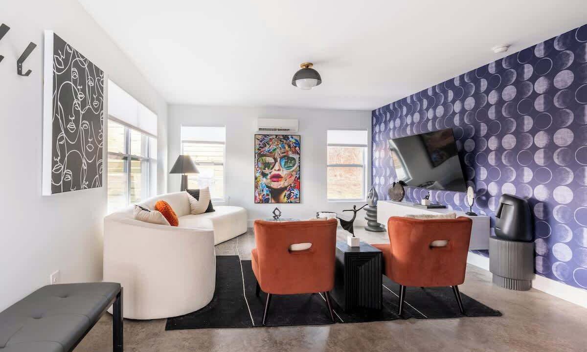 Photo of Livingroom in Ithaca