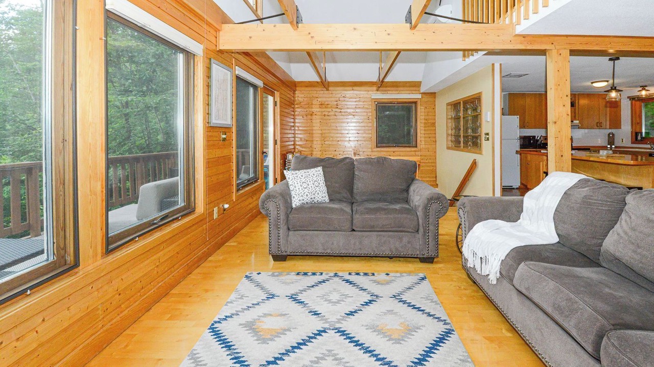 Photo of Livingroom in Intervale