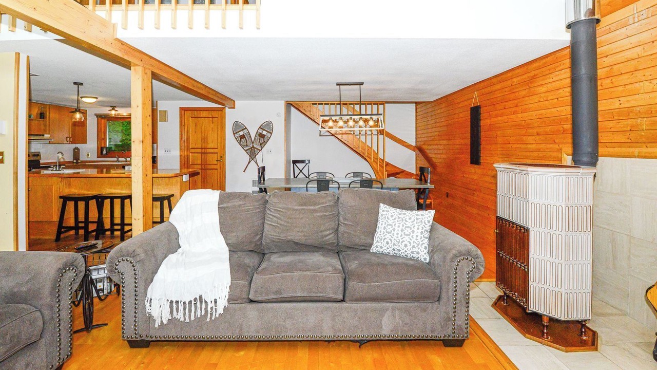 Photo of Livingroom in Intervale