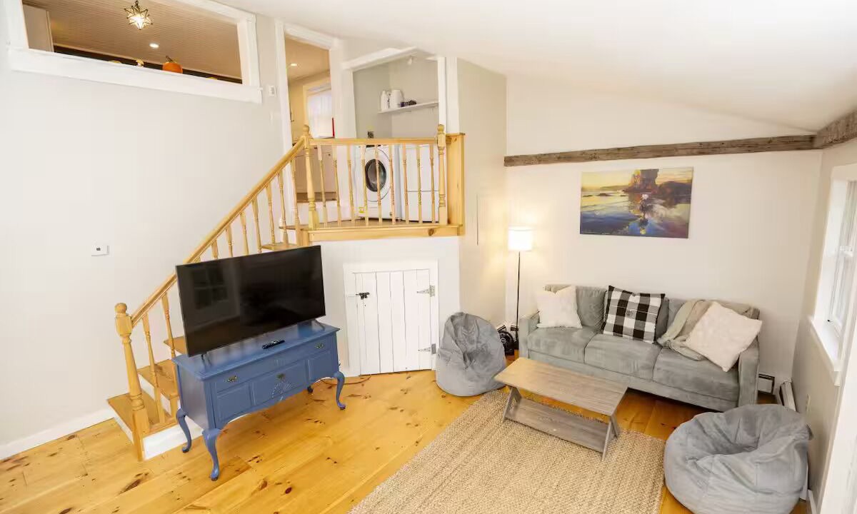 Photo of Livingroom in Brandon