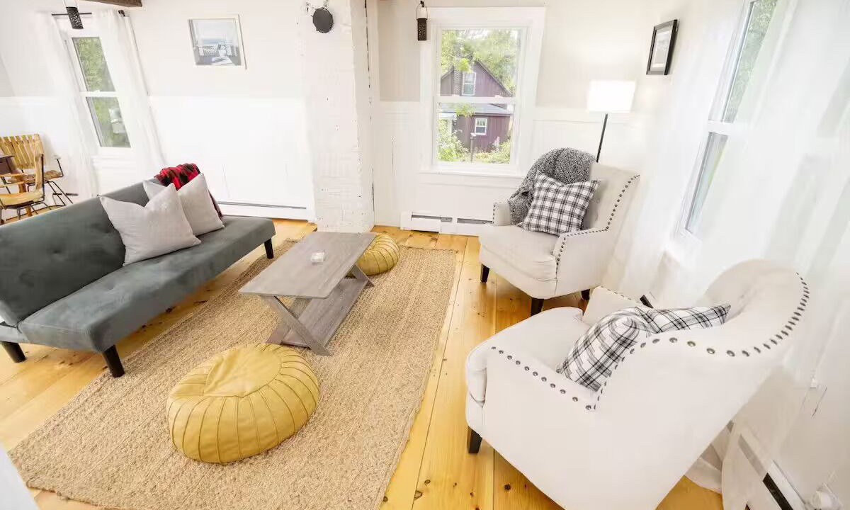 Photo of Livingroom in Brandon