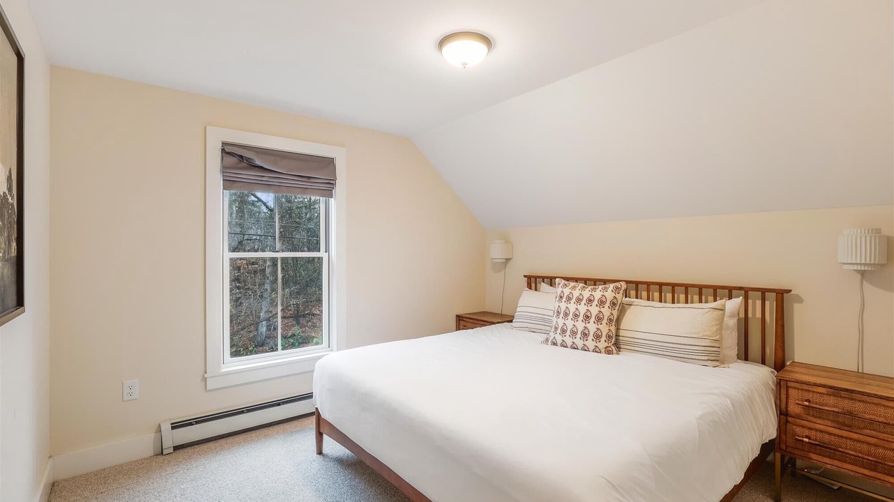 Photo of Bedroom in Stowe Hollow