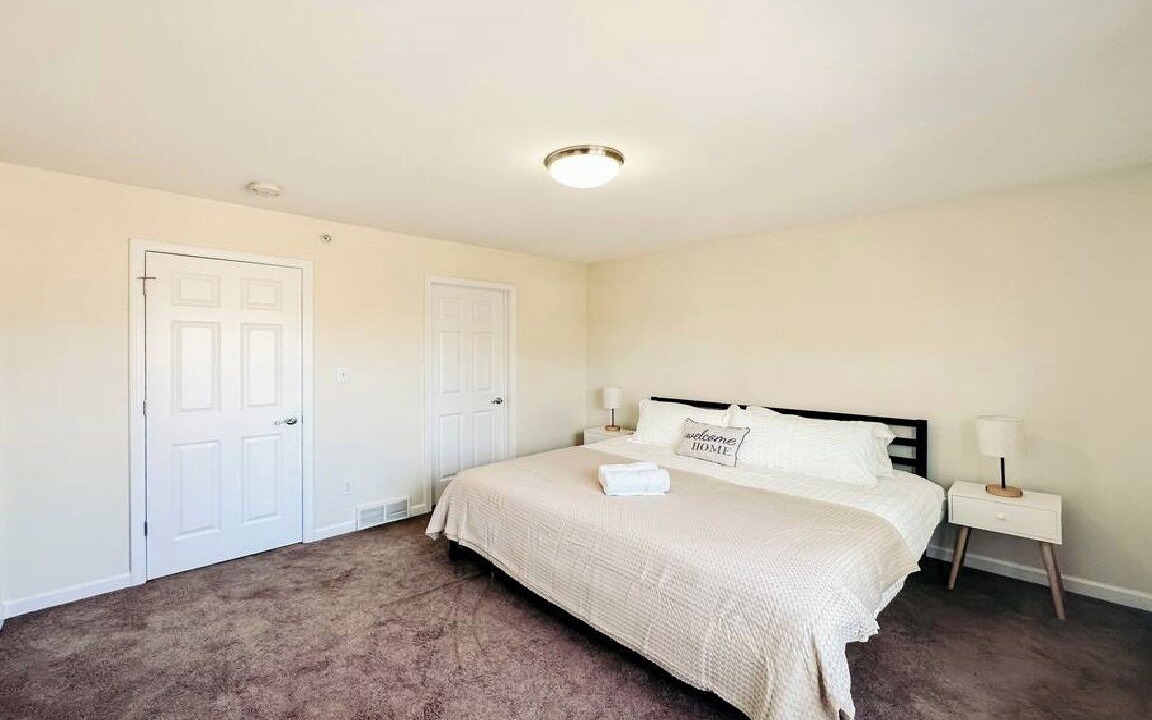 Photo of Bedroom in Seward Place